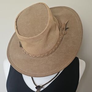 Unisex Aussie Outback Wide-Brim Tan Suede Mesh Crown Hat